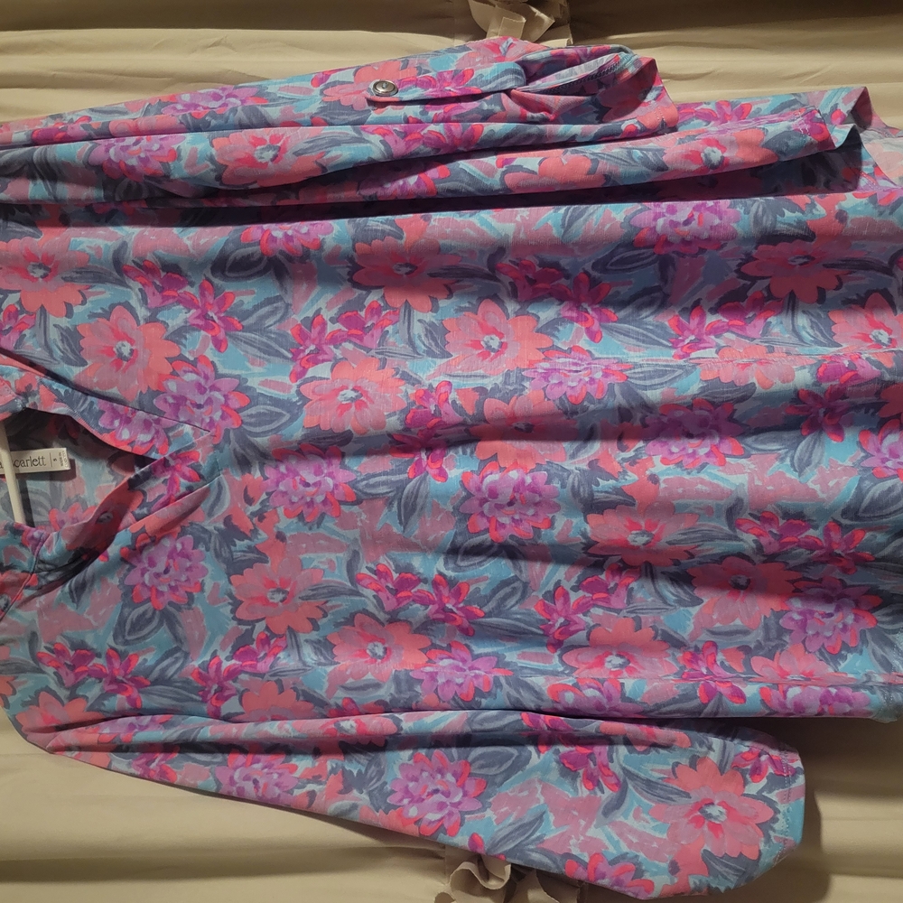 Dear Scarlett Floral Top in Pink and Blue